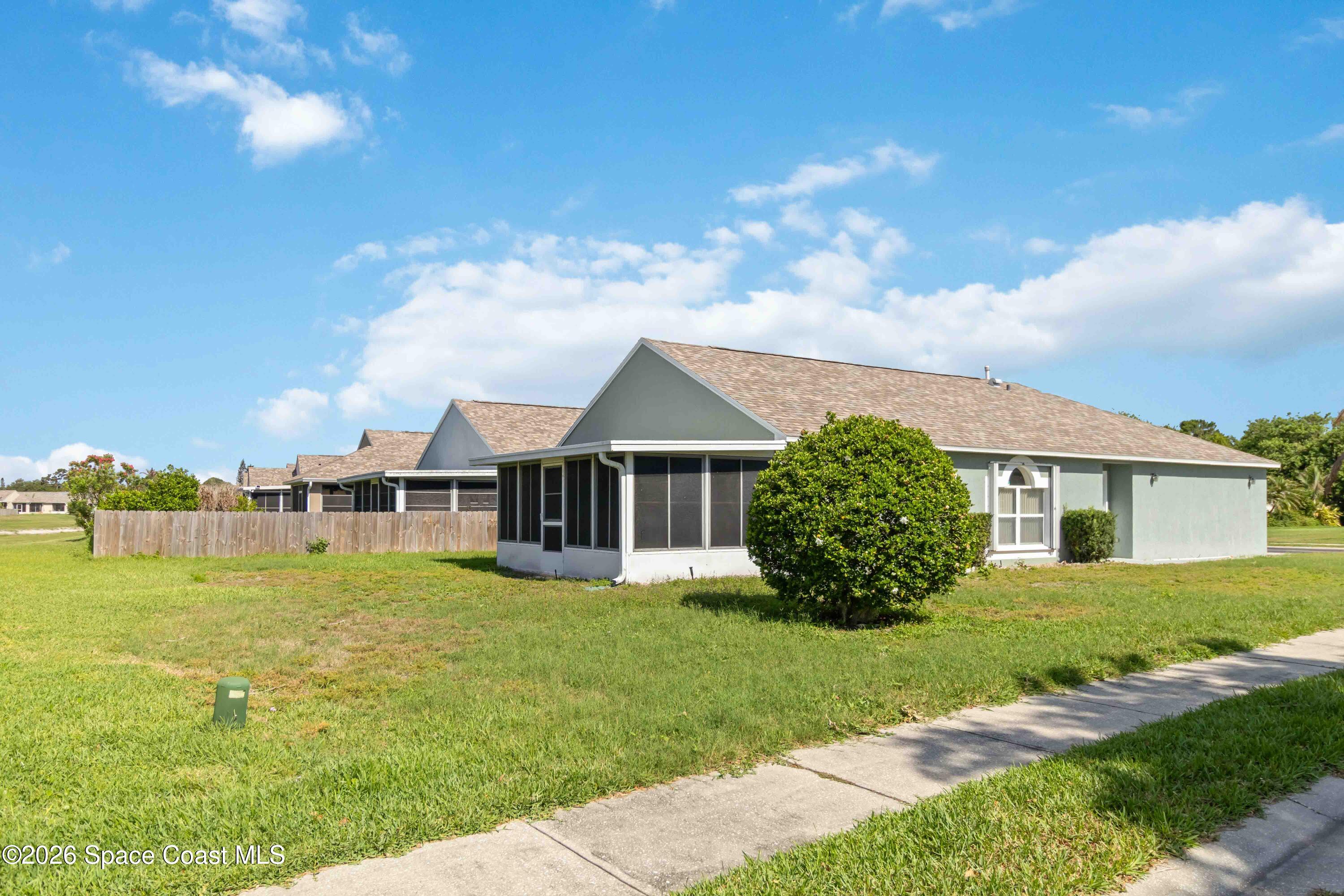 2126 Redwood Circle Palm Bay, FL 32905 - Photo 26 of 31 027