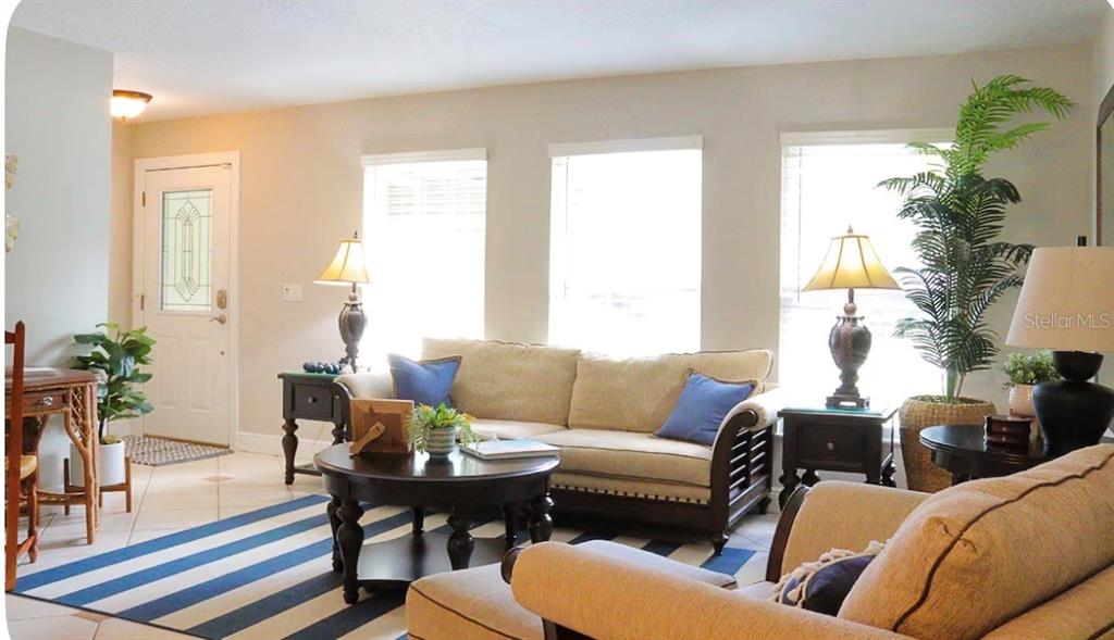 738 Lake Howell Road Maitland, FL 32751 - Photo 2 of 19