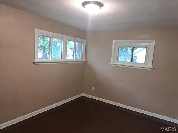 $1,600 | 6933 Berkridge Court, Hazelwood, MO 63042