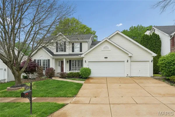 $525,000 | 211 Cherry Hills Meadows Drive, Wildwood, MO 63040