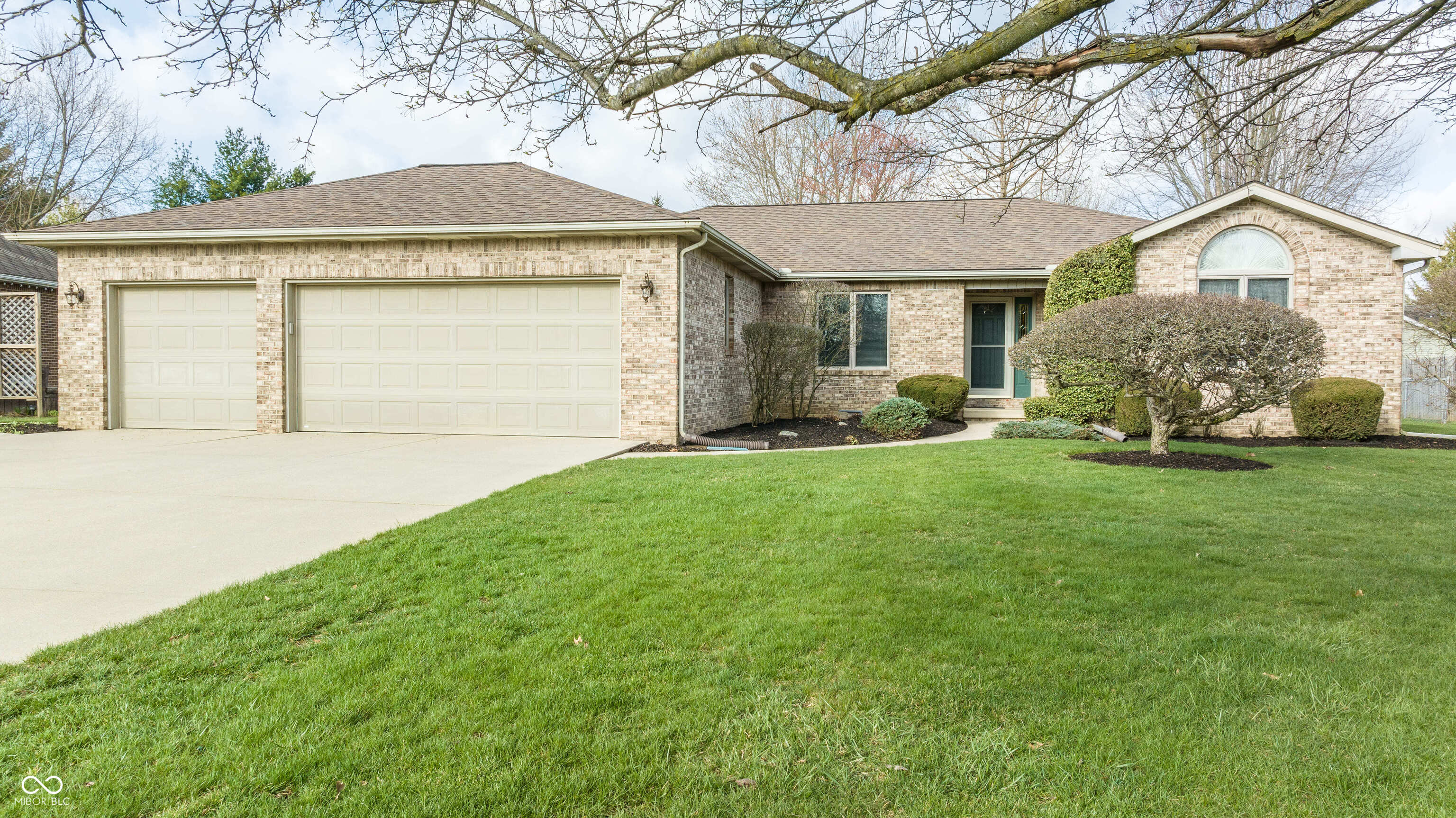 905 South Birmingham Road Yorktown, IN 47396 - Photo 1 of 42 Gallery Image 1