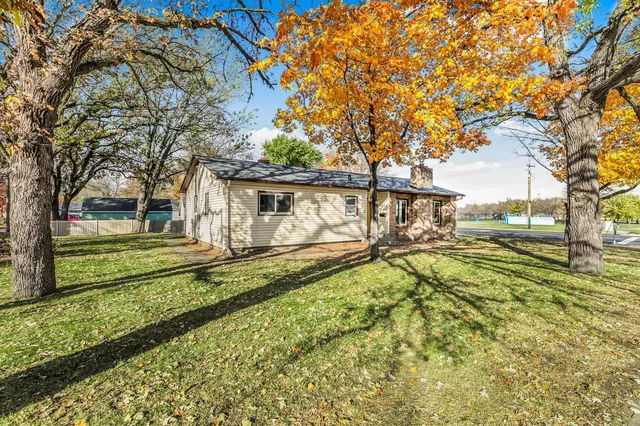 $214,900 | 253 10th Avenue North, Waite Park, MN 56387