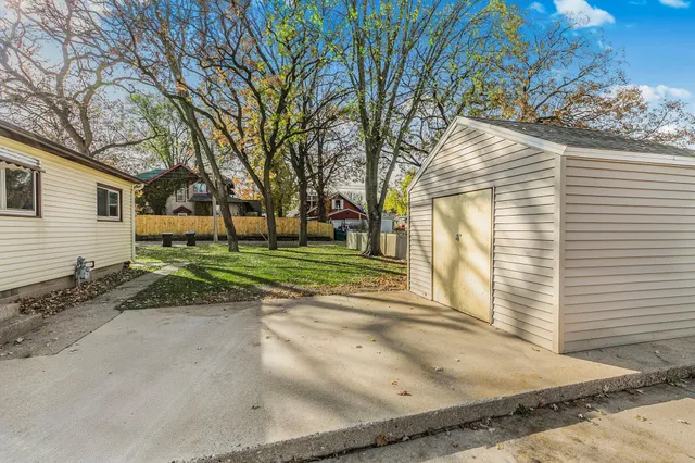 $214,900 | 253 10th Avenue North, Waite Park, MN 56387