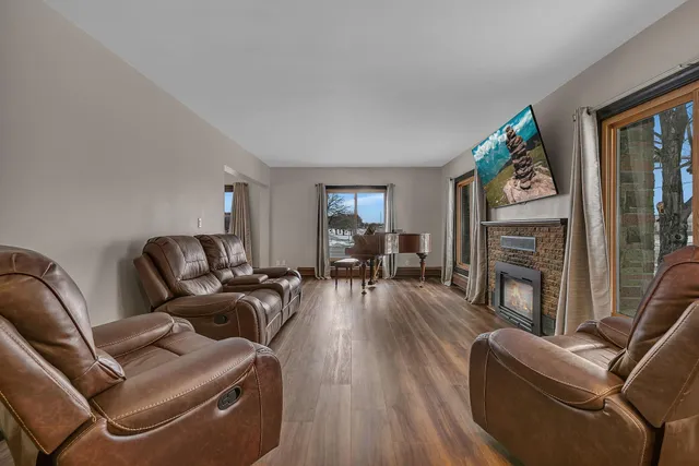 $214,900 | 253 10th Avenue North, Waite Park, MN 56387