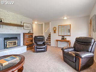 25847 Crow Road Eugene, OR 97402 - Photo 25 of 32 Gallery Image 25