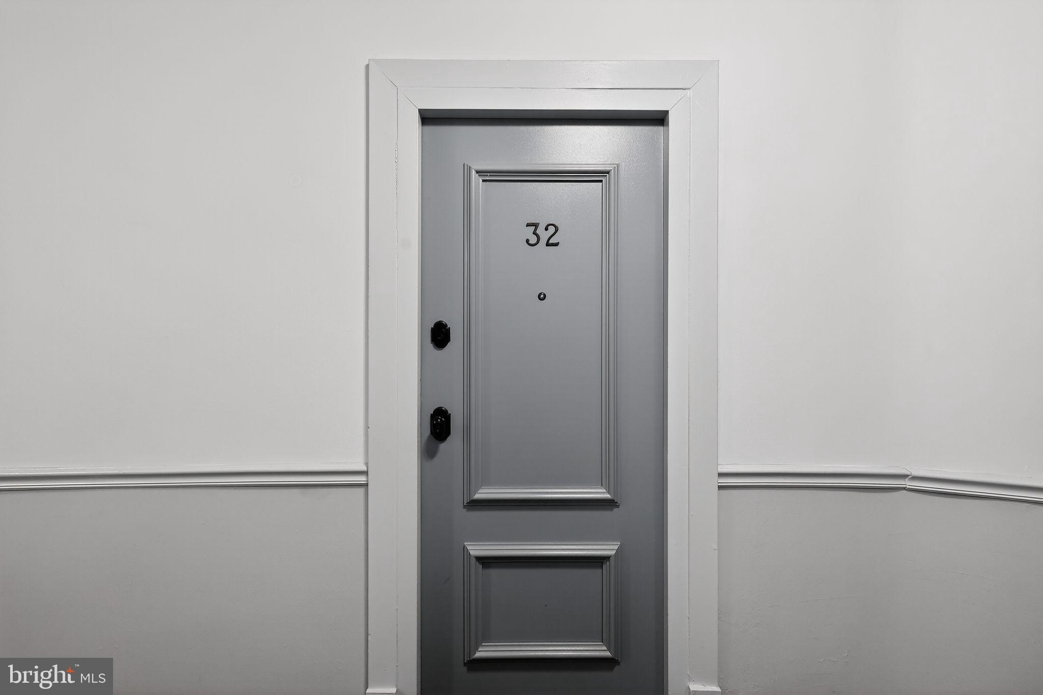 2854 Connecticut Avenue Northwest, Unit 32 Washington, DC 20008 - Photo 2 of 12 a view of an empty room