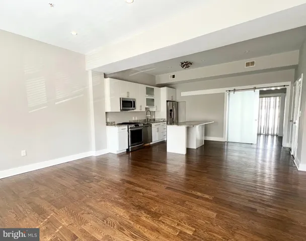 $4,250 | 1620 E Street Northeast, Unit 3, Washington, DC 20002