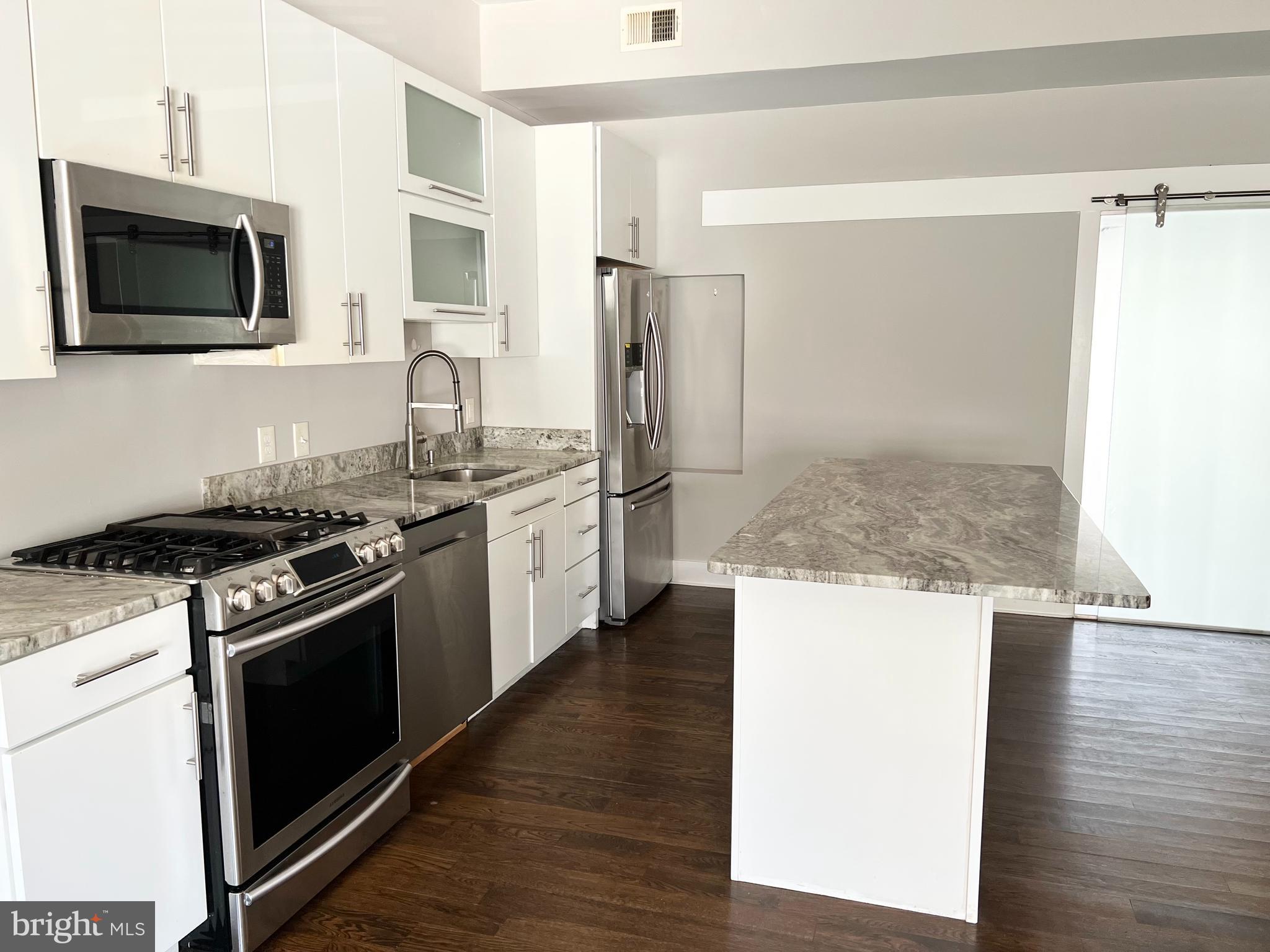 1620 E Street Northeast, Unit 3 Washington, DC 20002 - Photo 9 of 35