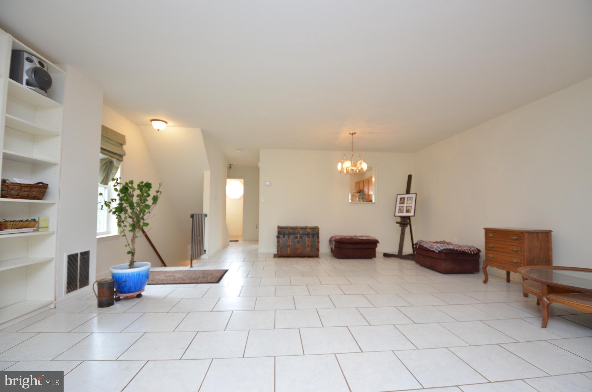58 Corriere Road Easton, PA 18045 - Photo 7 of 22 Gallery Image 7