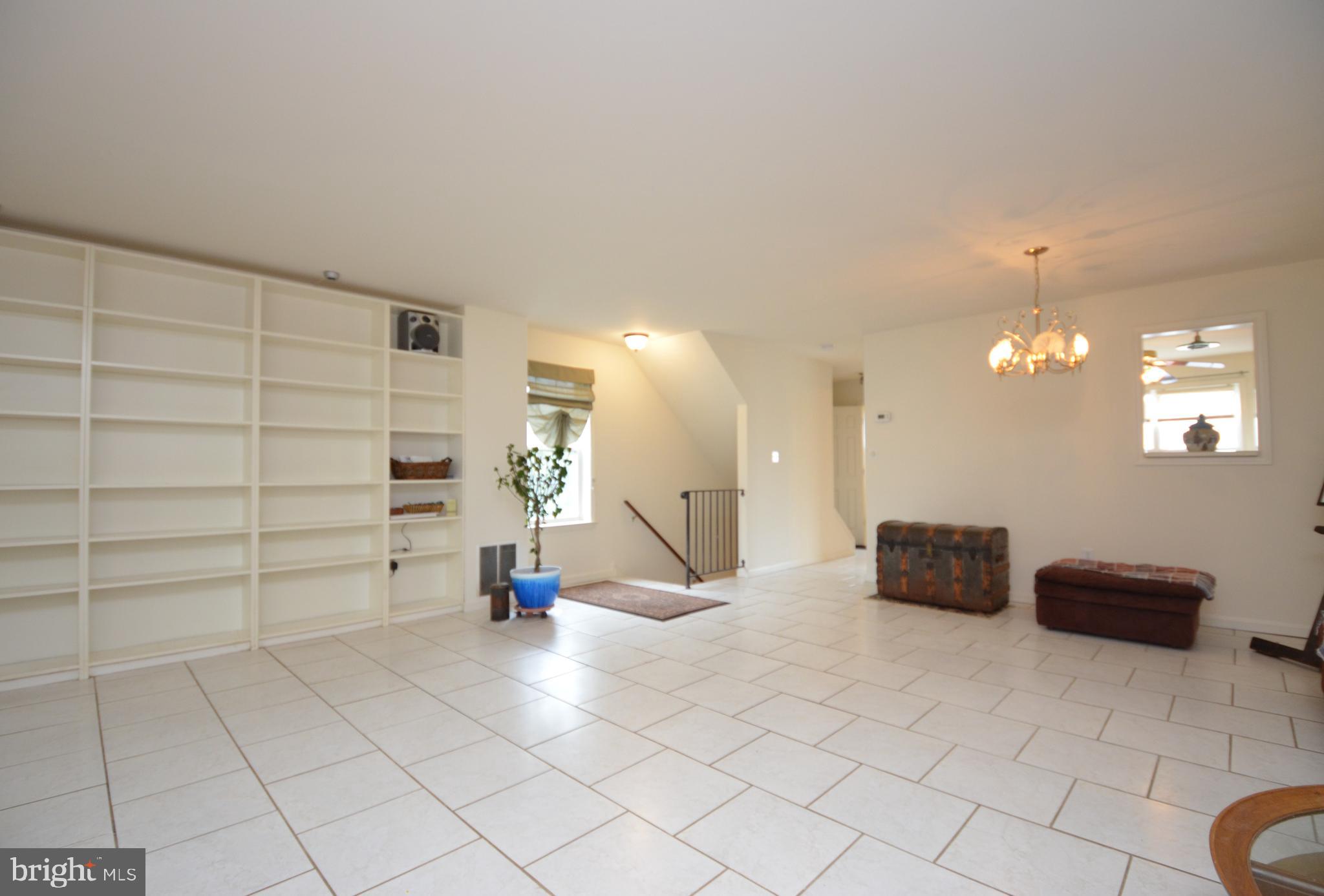 58 Corriere Road Easton, PA 18045 - Photo 8 of 22 Gallery Image 8