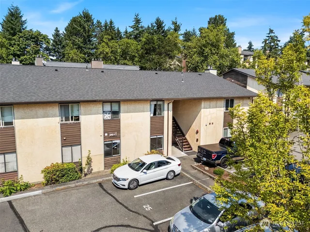 $368,000 | 12424 Northeast 145th Street, Unit C25, Kirkland, WA 98034