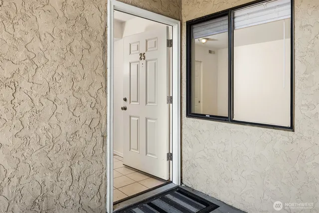 $368,000 | 12424 Northeast 145th Street, Unit C25, Kirkland, WA 98034