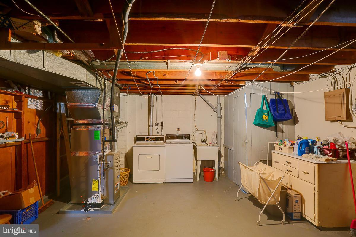 1549 Stonewood Road Baltimore, MD 21239 - Photo 21 of 29 Basement