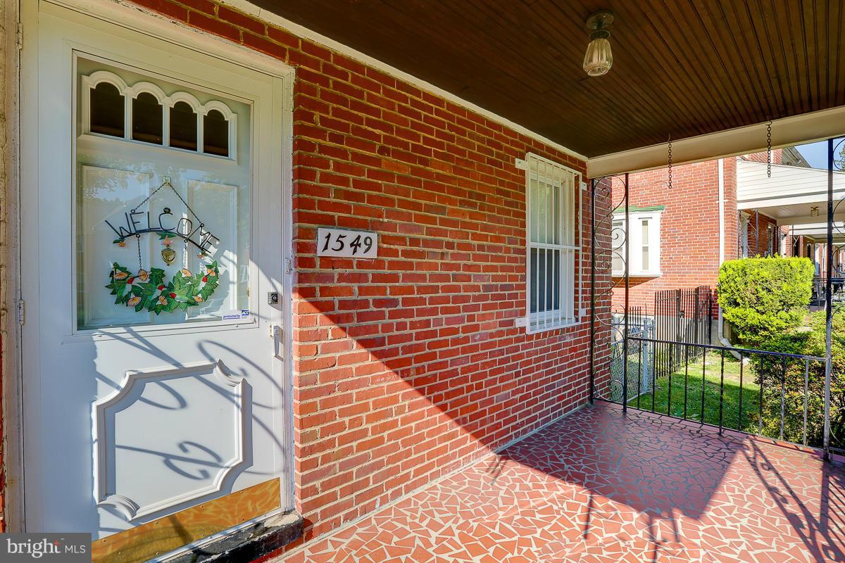 1549 Stonewood Road Baltimore, MD 21239 - Photo 4 of 29 Exterior (Front)