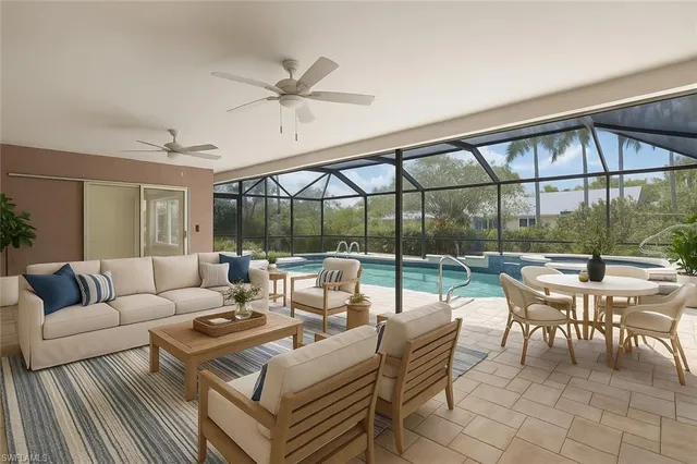 $925,000 | 2232 Longboat Drive, Naples, FL 34104
