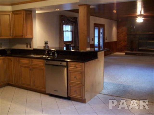 700 Devonshire Road Washington, IL 61571 - Photo 12 of 36 Gallery Image 12