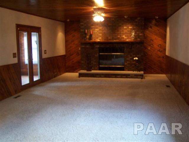 700 Devonshire Road Washington, IL 61571 - Photo 8 of 36 Gallery Image 8