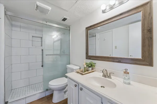 $107,500 | 14777 Wunderlich Drive, Unit 809, Houston, TX 77069