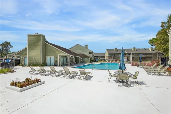 $107,500 | 14777 Wunderlich Drive, Unit 809, Houston, TX 77069