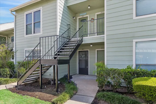 $107,500 | 14777 Wunderlich Drive, Unit 809, Houston, TX 77069