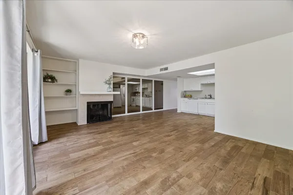 $107,500 | 14777 Wunderlich Drive, Unit 809, Houston, TX 77069