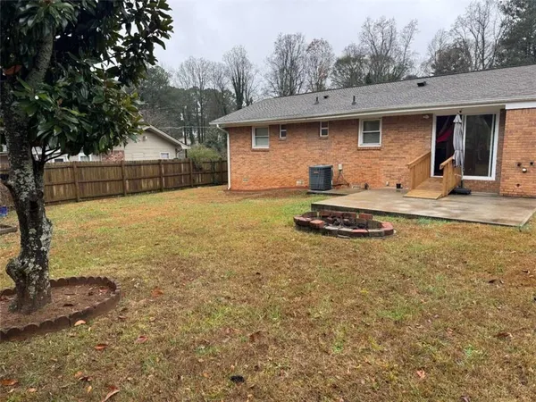 $1,795 | 837 Parkstone Drive, Stone Mountain, GA 30083