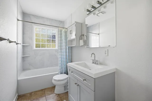 $370,000 | 5212 Medford Drive, Austin, TX 78723