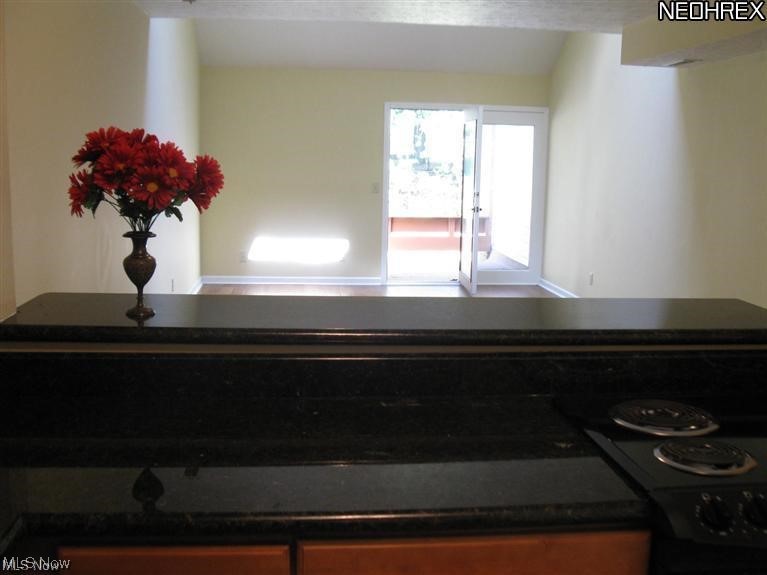 4695 Mayfield Road, Unit E South Euclid, OH 44121 - Photo 5 of 9