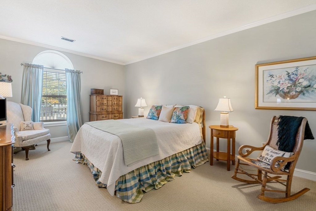 160 Commandants Way, Unit 106 Chelsea, MA 02150 - Photo 8 of 24 Gallery Image 8
