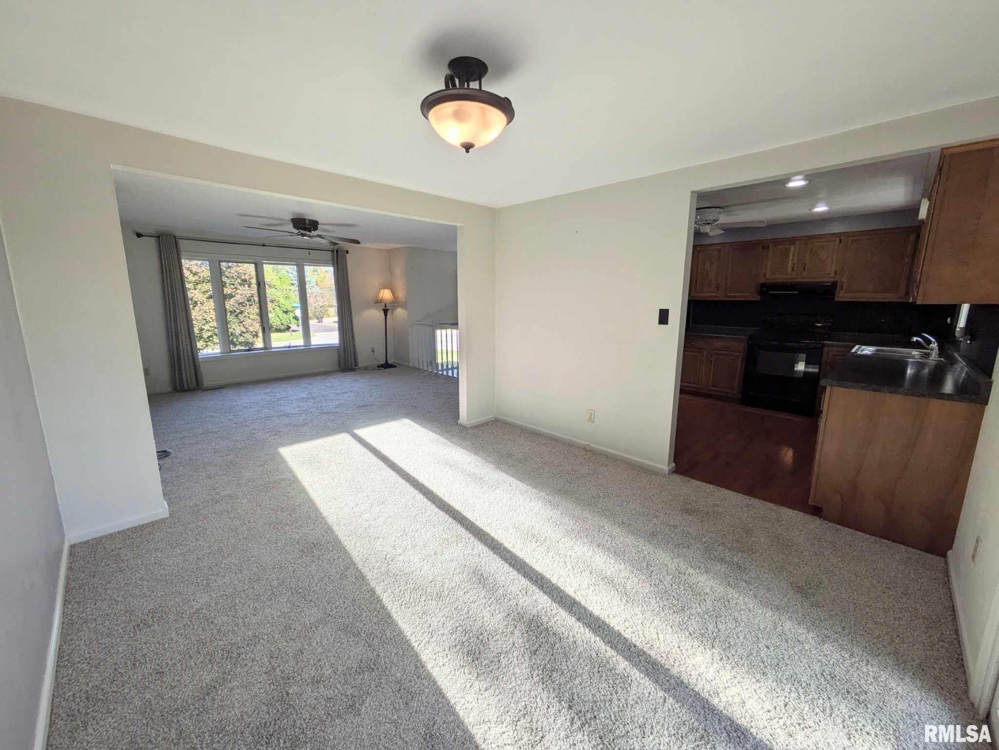 1412 Highview Road East Peoria, IL 61611 - Photo 11 of 31 Gallery Image 11