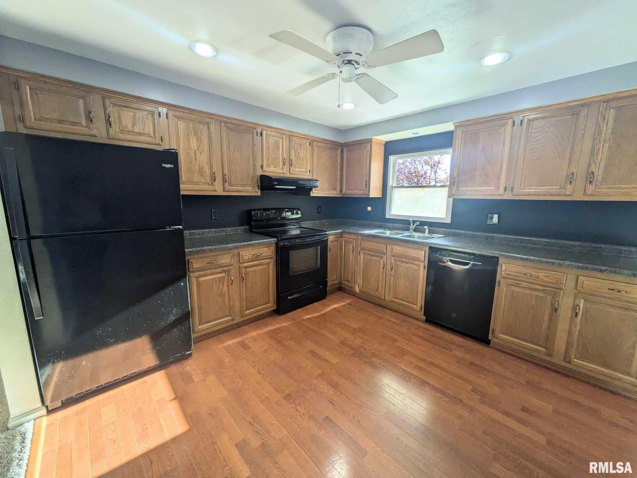 1412 Highview Road East Peoria, IL 61611 - Photo 14 of 31 Gallery Image 14