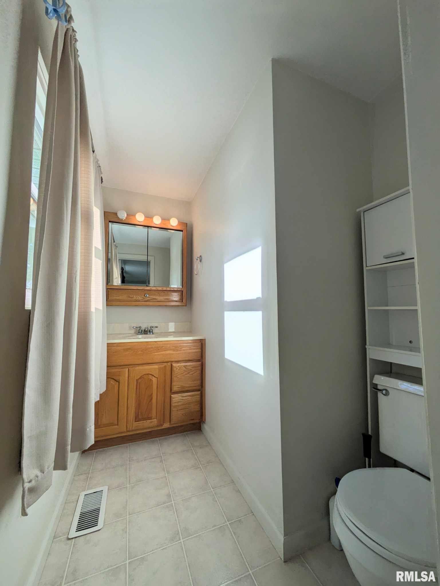 1412 Highview Road East Peoria, IL 61611 - Photo 19 of 31 Gallery Image 19