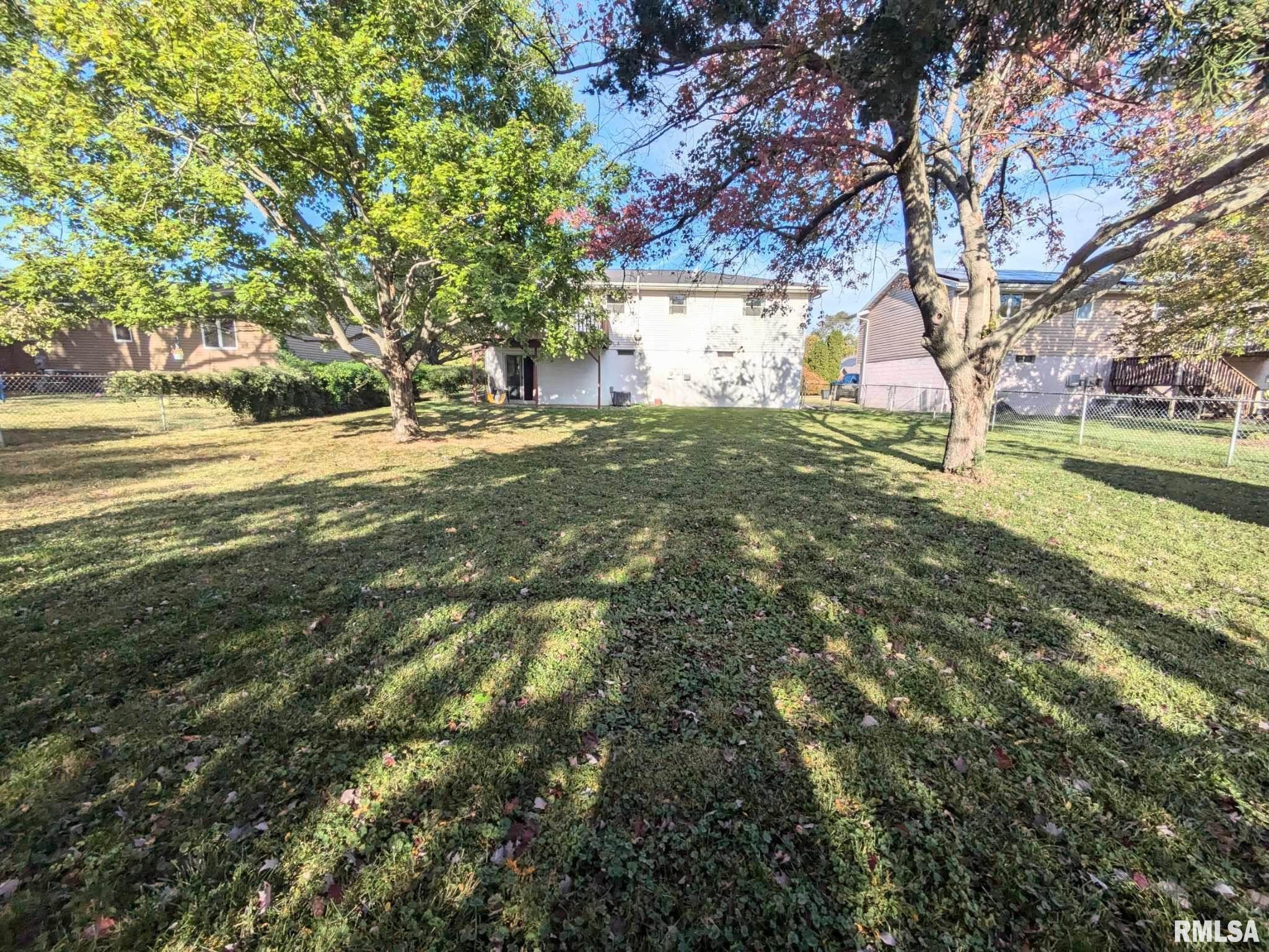 1412 Highview Road East Peoria, IL 61611 - Photo 29 of 31 Gallery Image 29