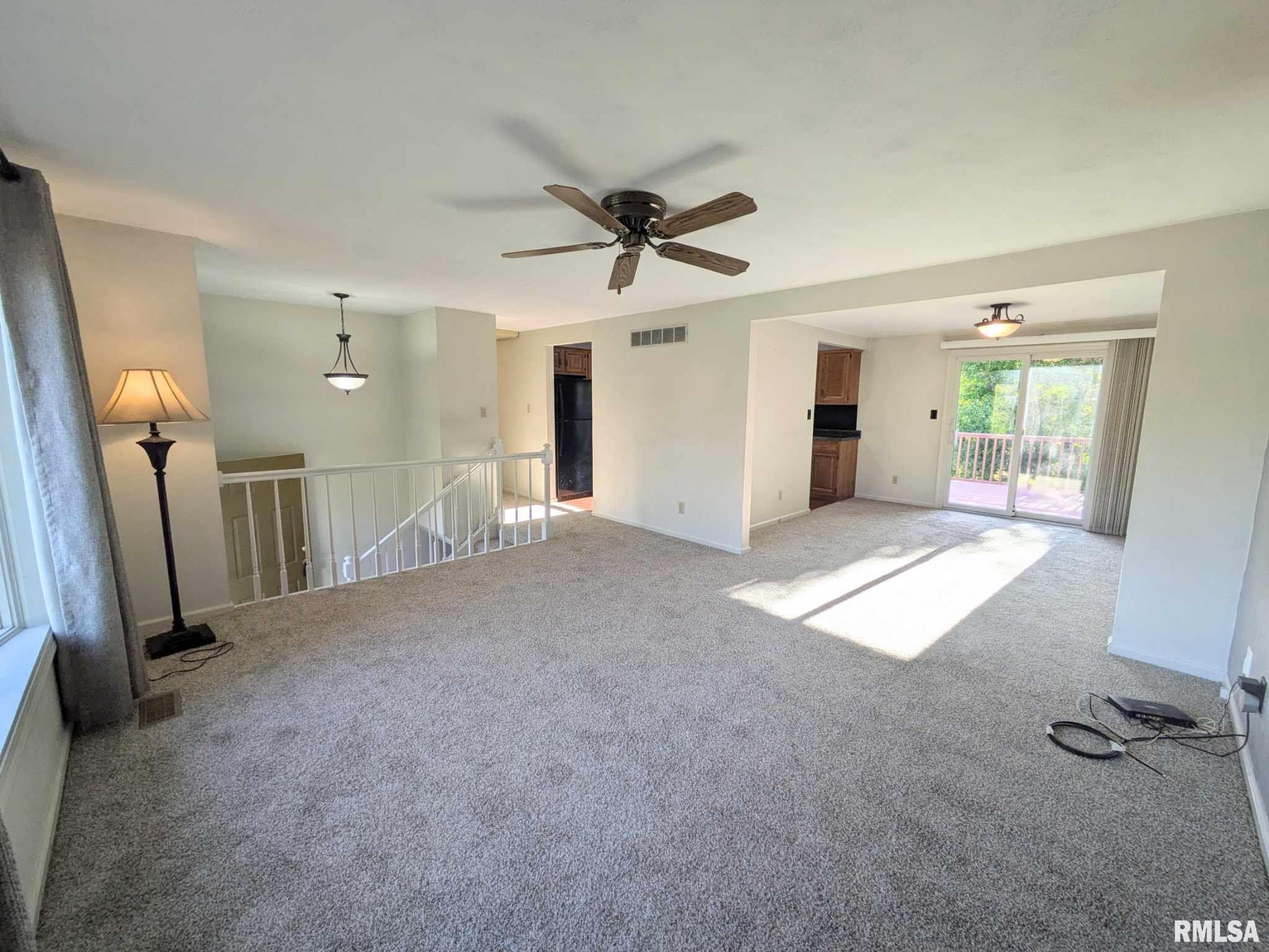1412 Highview Road East Peoria, IL 61611 - Photo 8 of 31 Gallery Image 8