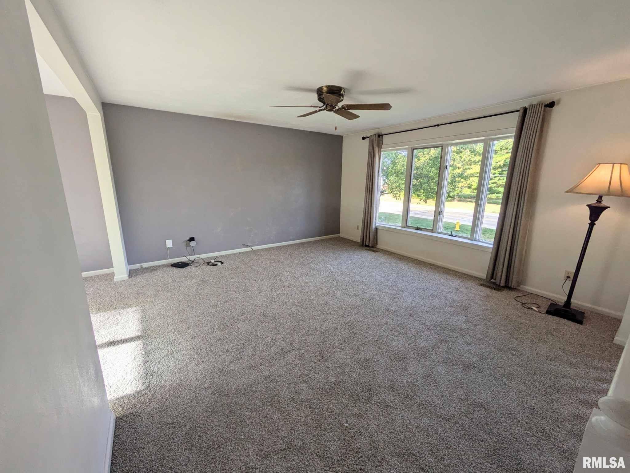 1412 Highview Road East Peoria, IL 61611 - Photo 9 of 31 Gallery Image 9