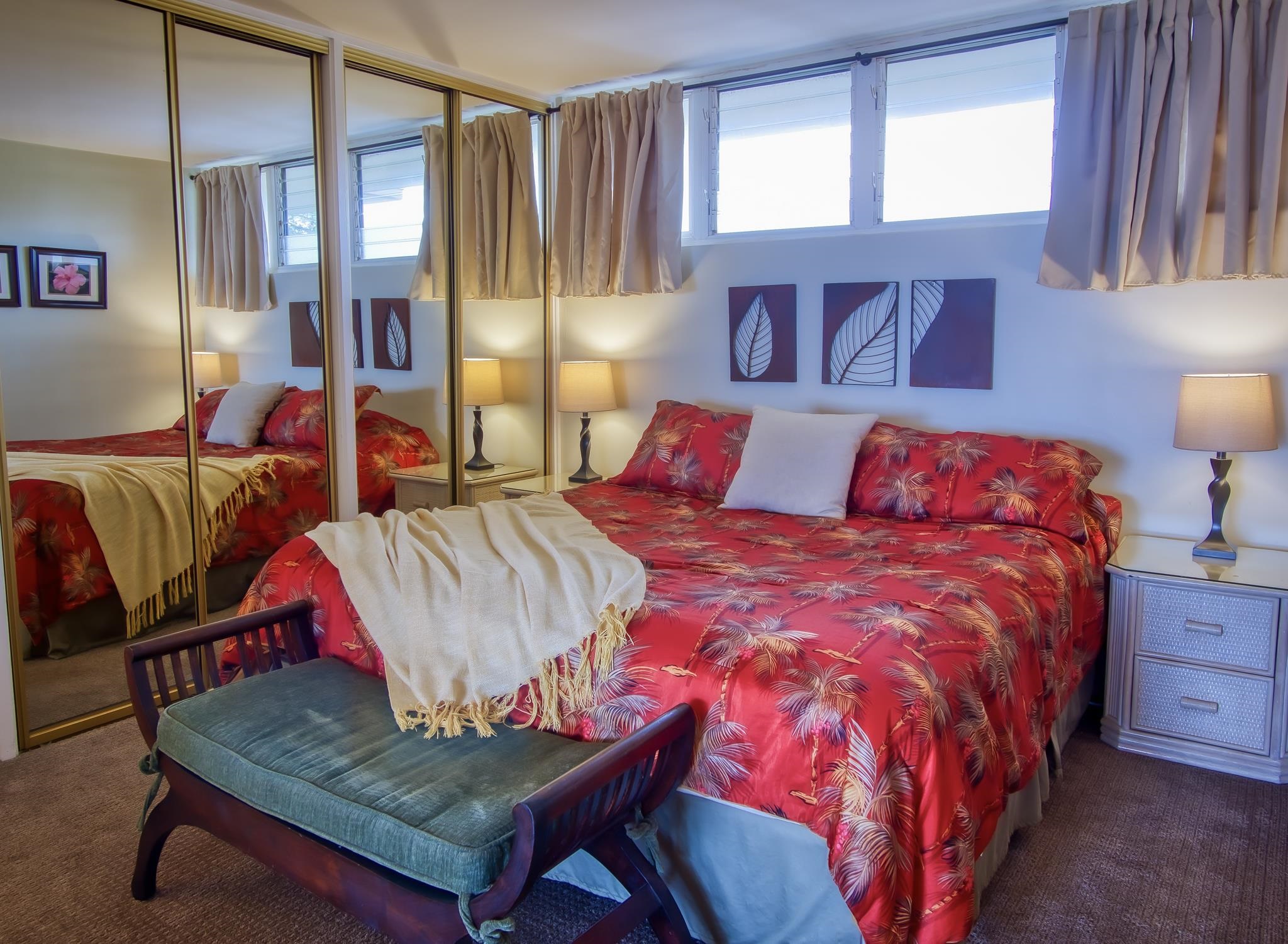 3823 Lower Honoapiilani Road, Unit 311 Lahaina, HI 96761 - Photo 5 of 20 a bedroom with a bed and window