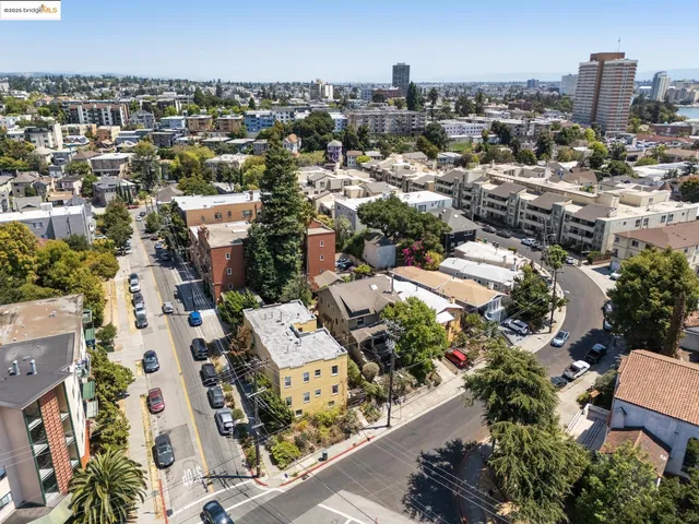 $1,195,000 | 130 Fairmount Avenue, Oakland, CA 94611