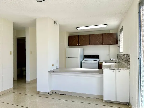 $1,575 | 1641 Nuuanu Avenue, Unit 26, Honolulu, HI 96817