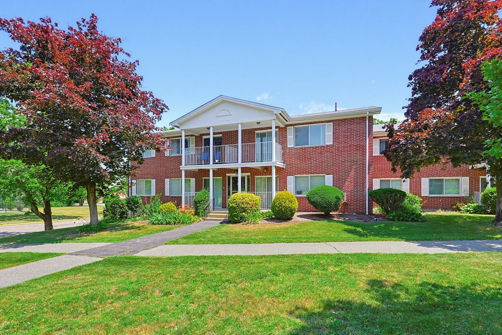 31 Bayberry Drive, Unit 4 Sharon, MA 02067 - Photo 1 of 23