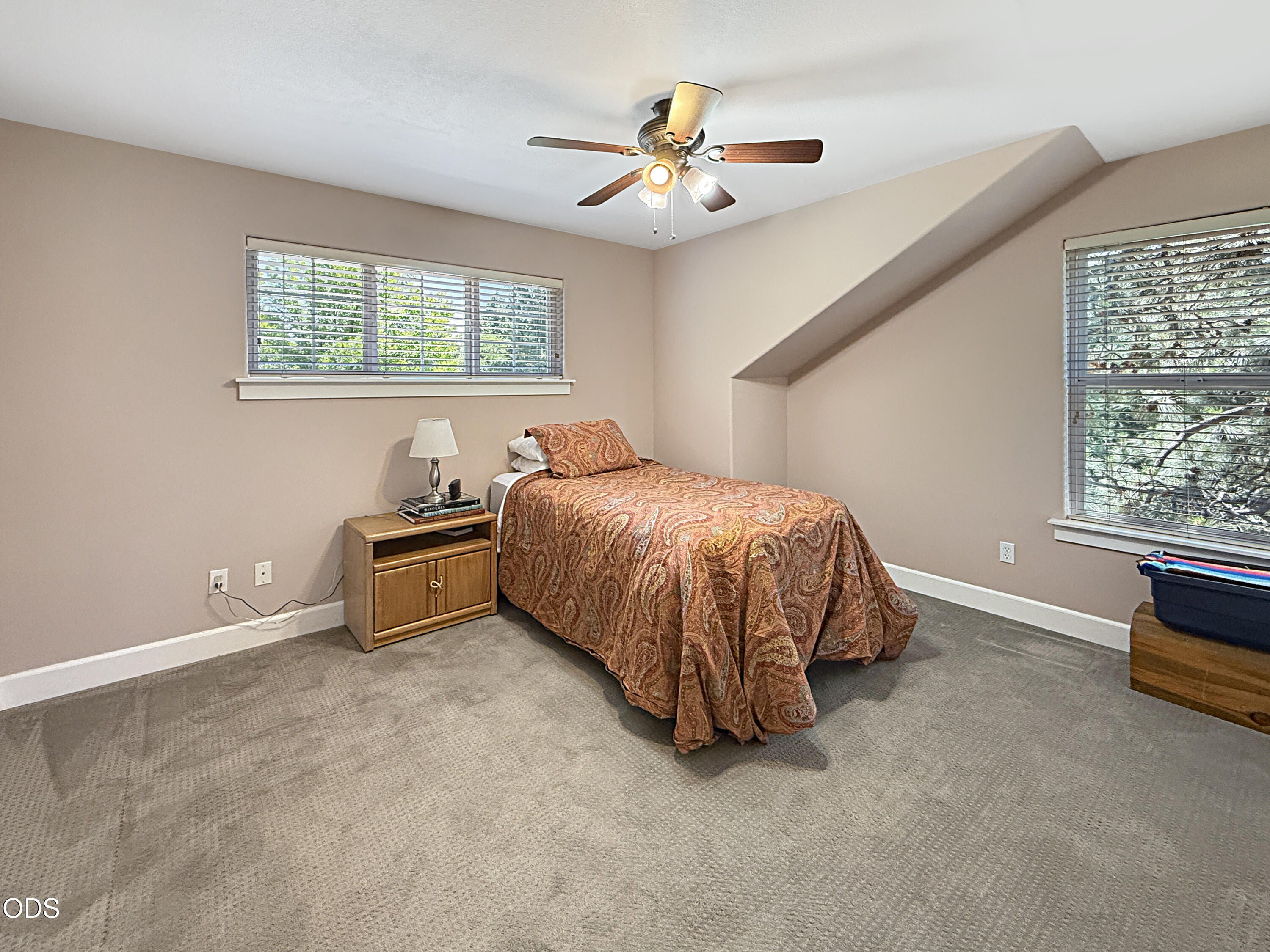 2331 Northwest Awbrey Road Bend, OR 97703 - Photo 24 of 40