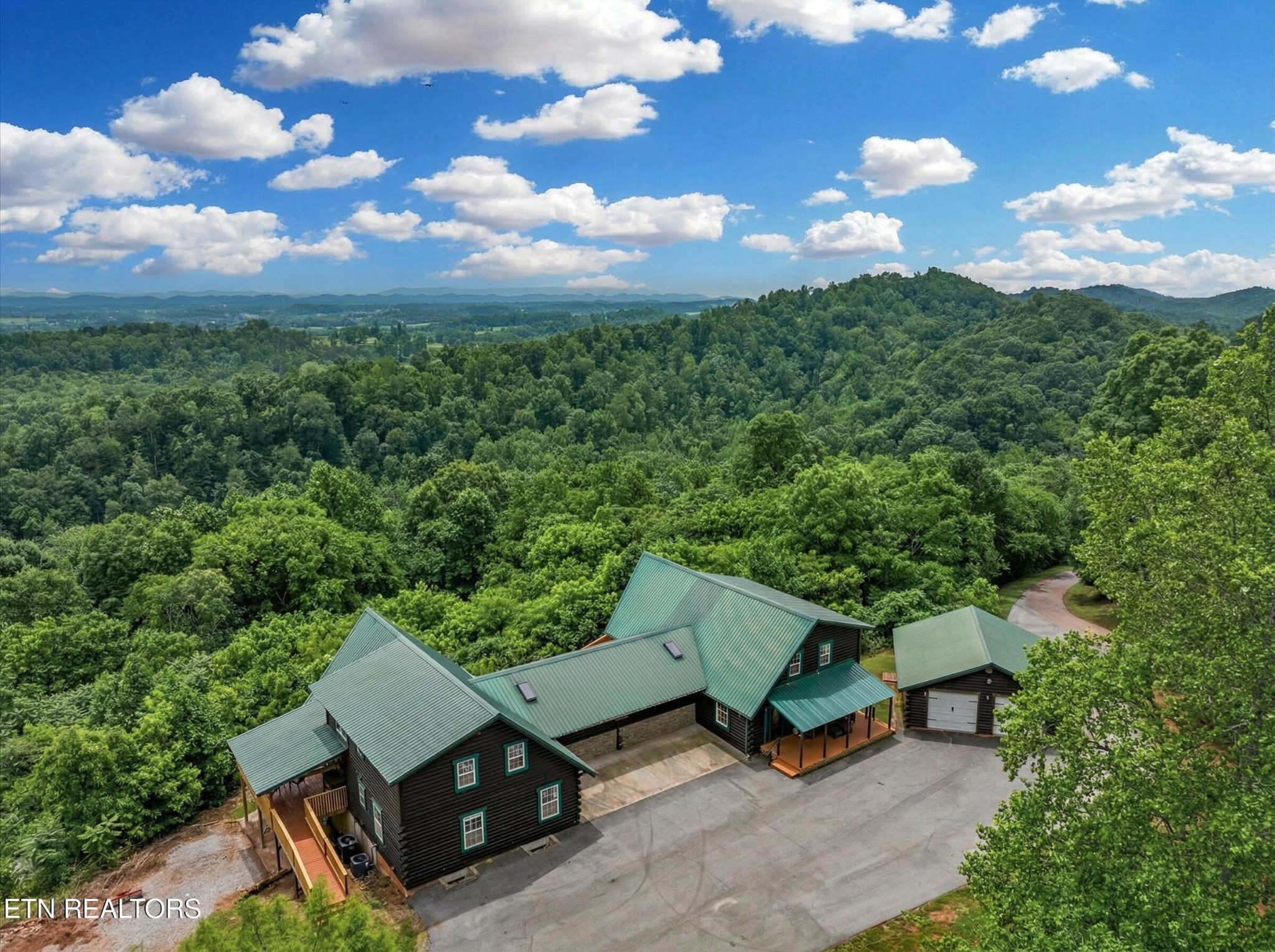 1750 Hiwassee Road Sweetwater, TN 37874 - Photo 6 of 60