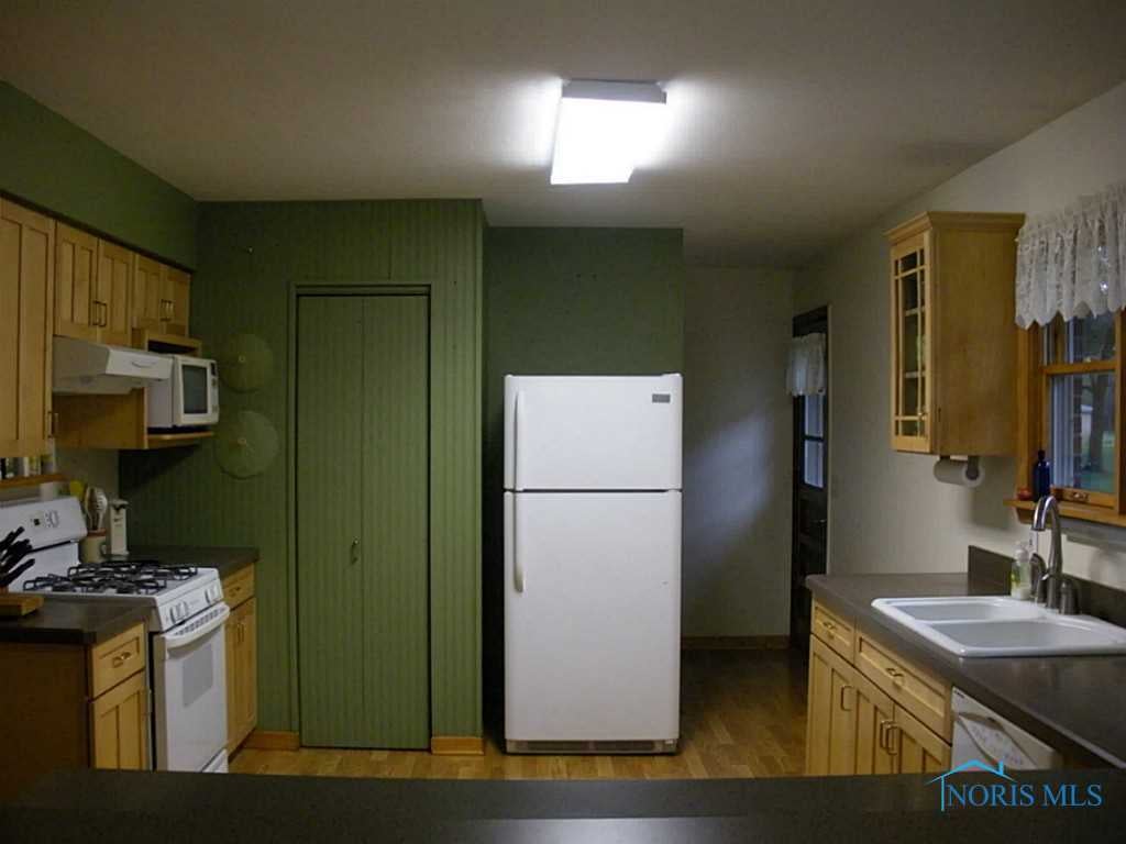 28811 Hufford Road Perrysburg, OH 43551 - Photo 4 of 16 Gallery Image 4