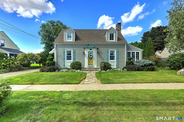 $725,000 | 376 Stratford Road, Stratford, CT 06615