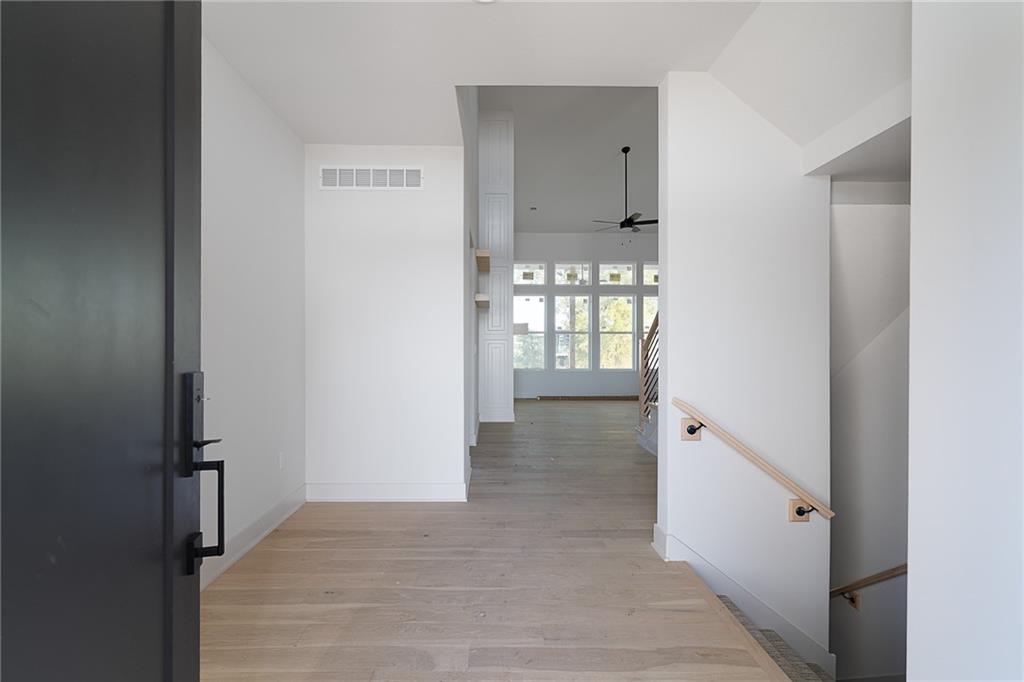 8901 Shady Bend Road Lenexa, KS 66227 - Photo 5 of 12