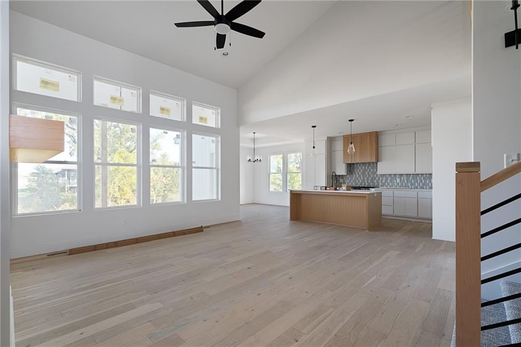 8901 Shady Bend Road Lenexa, KS 66227 - Photo 6 of 12