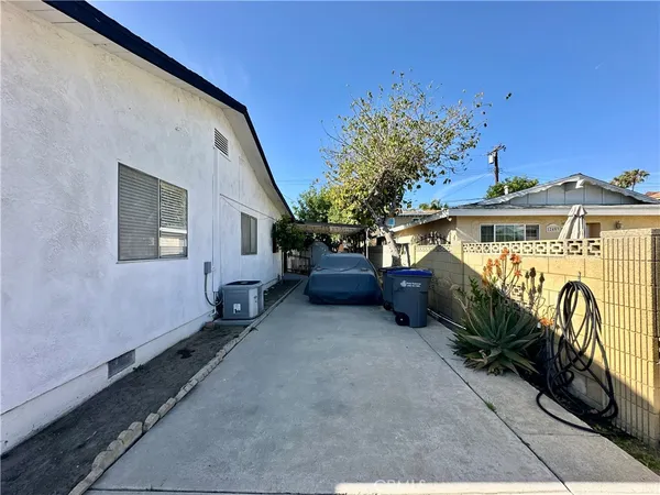 $899,900 | 12447 224th Street, Hawaiian Gardens, CA 90716