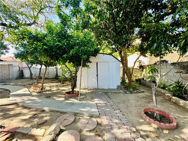 $899,900 | 12447 224th Street, Hawaiian Gardens, CA 90716