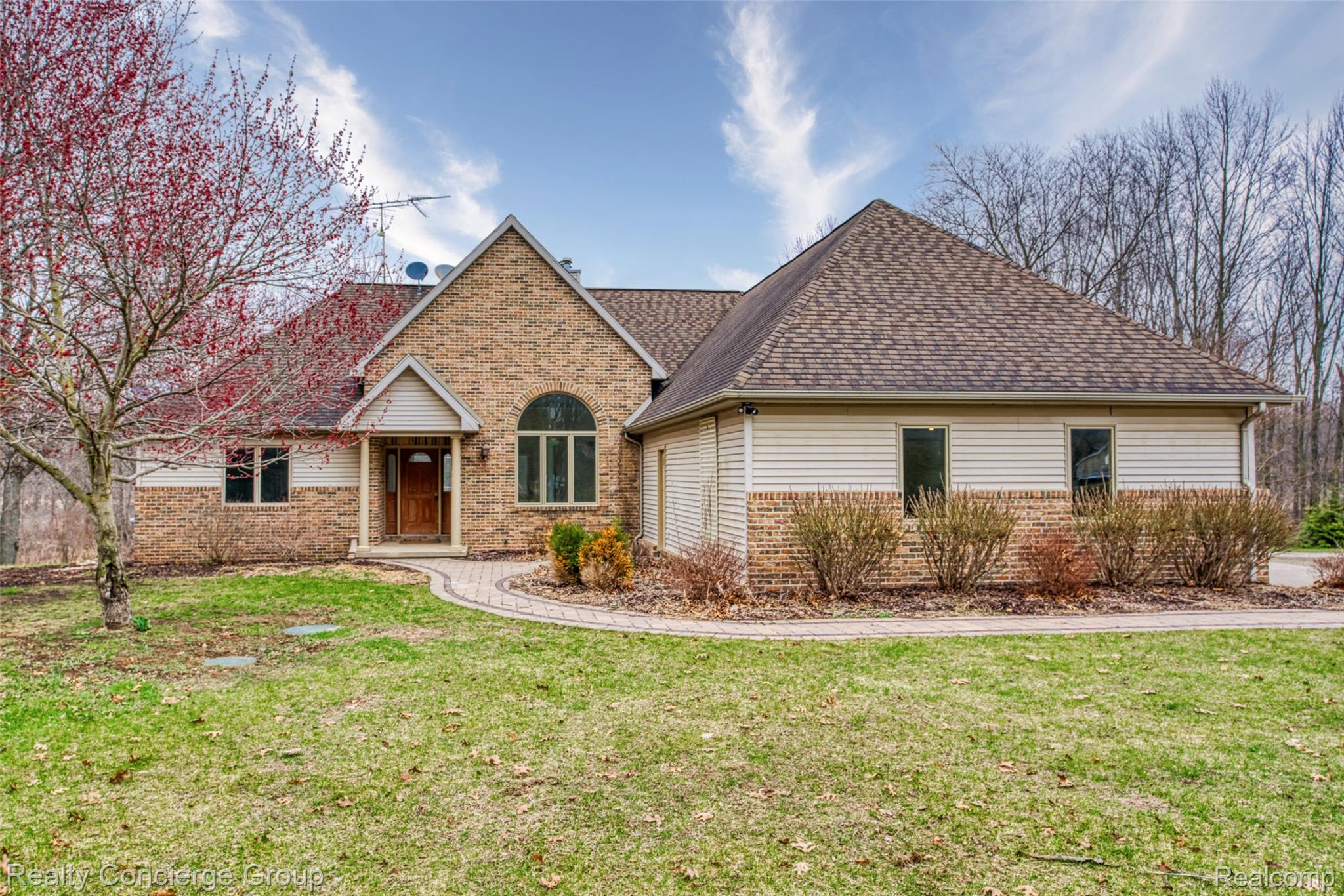 6400 West Sober Road Fowlerville, MI 48836 - Photo 1 of 55 DSC08177_4.jpg