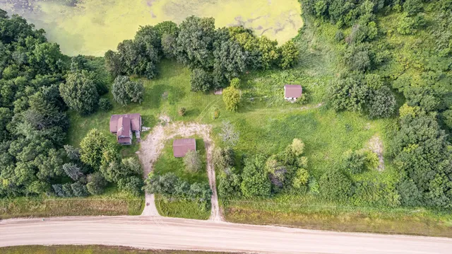 $299,900 | 10099 160th Street West, Montgomery, MN 56069