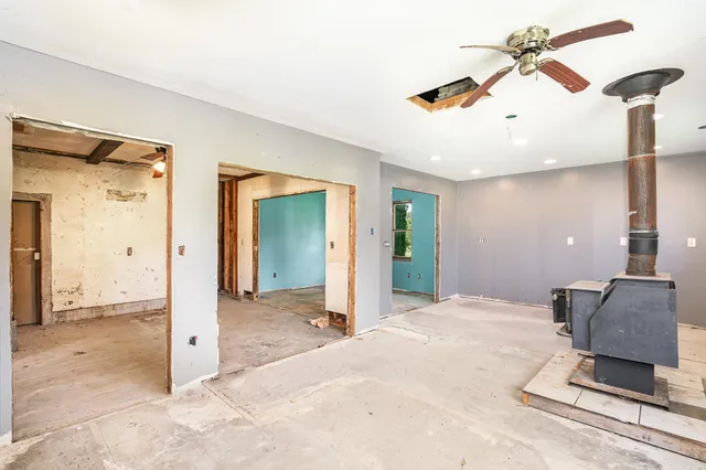 $299,900 | 10099 160th Street West, Montgomery, MN 56069